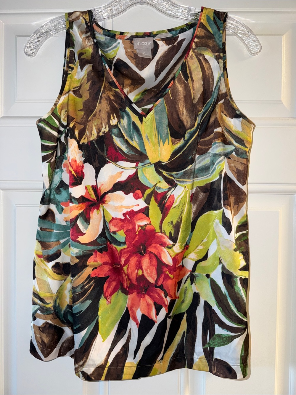 Women’s Sleeveless Top